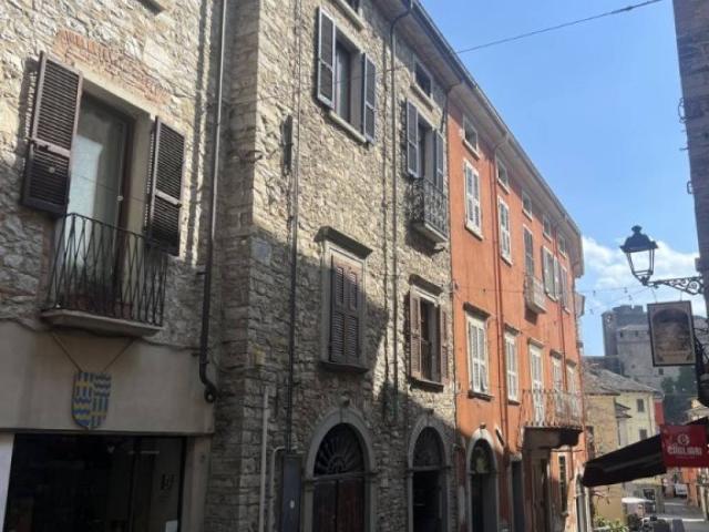 Appartamento in vendita a Bardi, Reggio Emilia