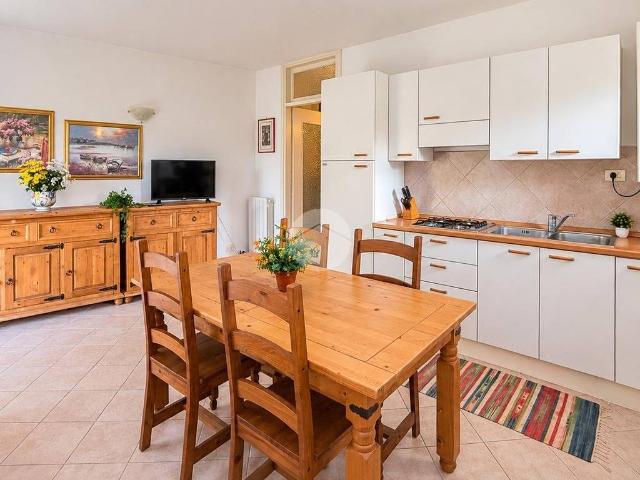 Appartamento in vendita a Cisano, Bardolino