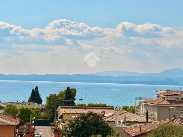 Appartamento in vendita a Bardolino, Veneto