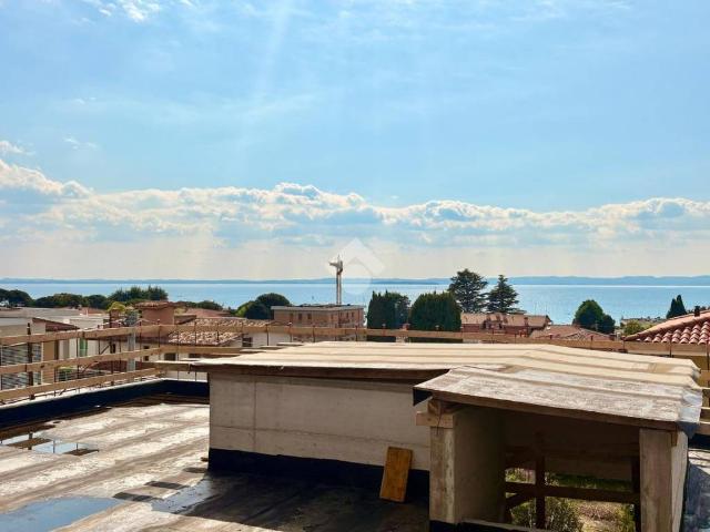 Appartamento in vendita a Bardolino, Veneto