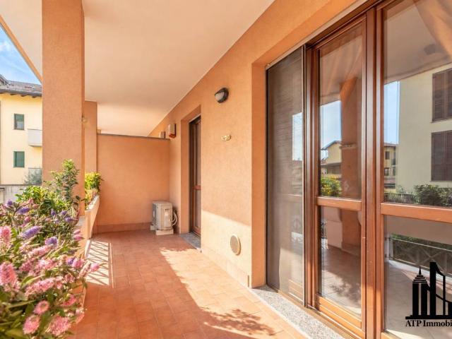 Appartamento in vendita a Cascina Brughiera, Bareggio