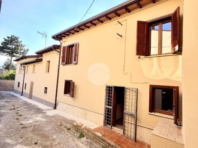 Appartamento in vendita a Barete, Abruzzo