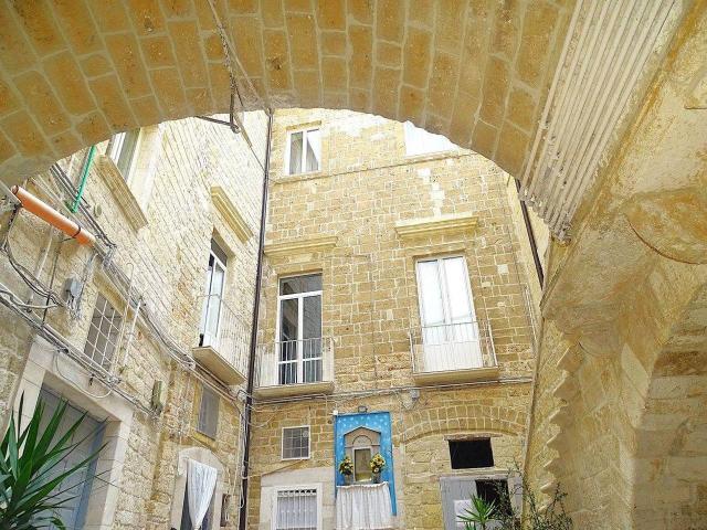 Appartamento in vendita a Municipio 1, Puglia