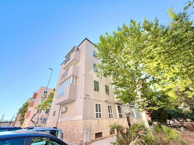 Appartamento in vendita a Municipio 1, Puglia