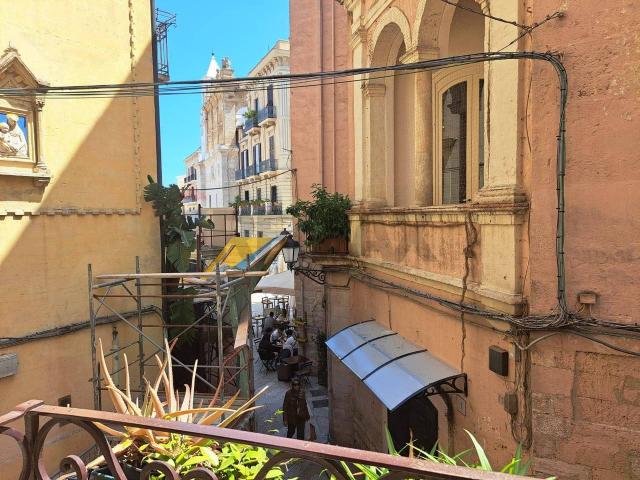 Appartamento in vendita a Municipio 1, Puglia