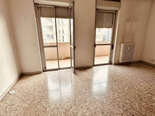 Appartamento in vendita a Municipio 2, Puglia