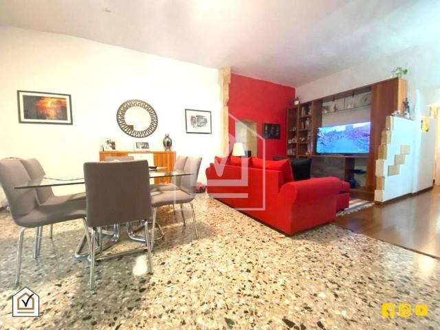 Appartamento in vendita a Quartiere Umbertino, Bari