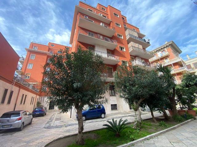 Appartamento in vendita a Municipio 1, Puglia