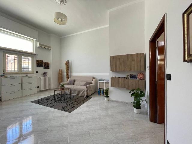 Appartamento in vendita a Municipio 4, Puglia