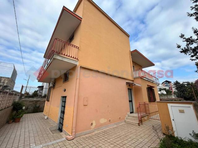 Appartamento in vendita a Fesca, Bari