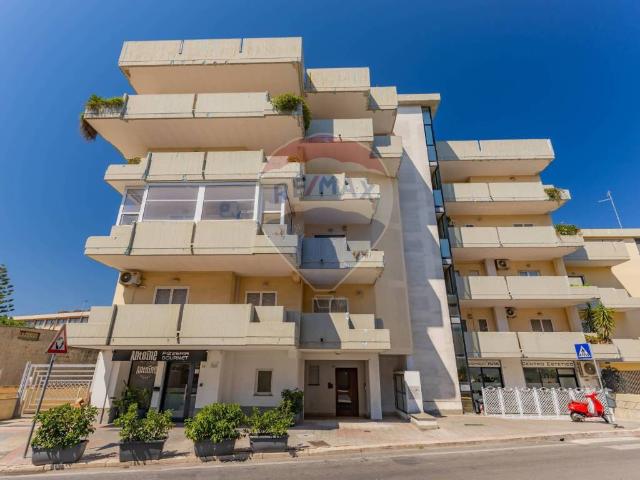 Appartamento in vendita a Ceglie del Campo, Bari