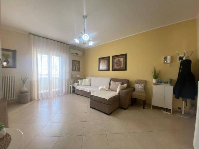 Appartamento in vendita a Puglia, Bari