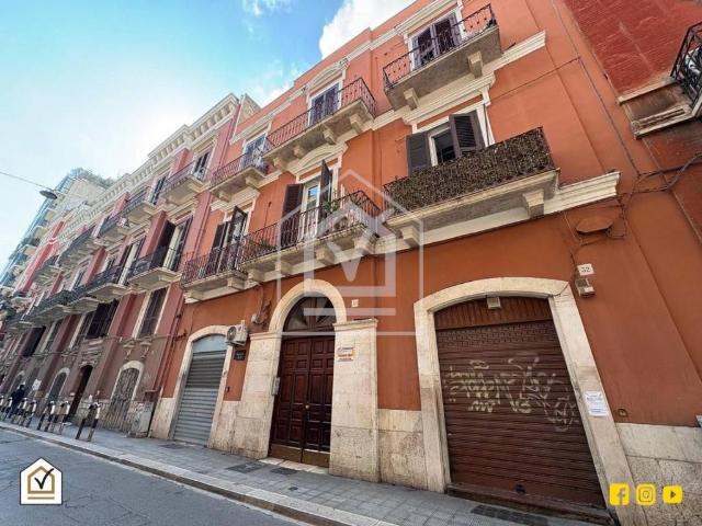 Appartamento in vendita a Quartiere Umbertino, Bari