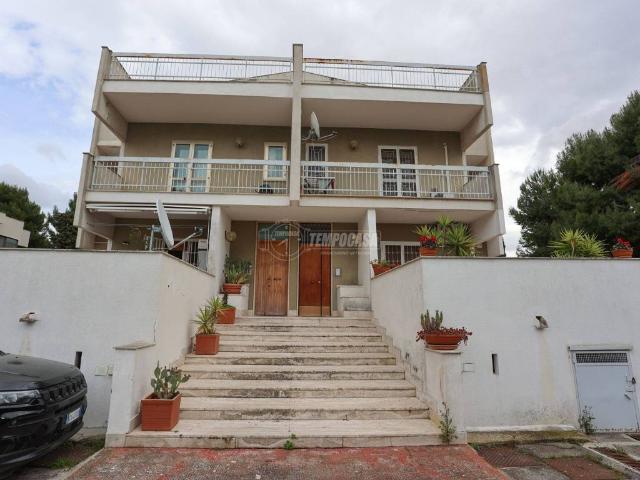 Appartamento in vendita a Carbonara di Bari, Puglia