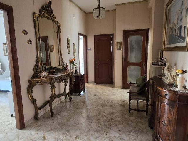 Appartamento in vendita a Municipio 4, Puglia