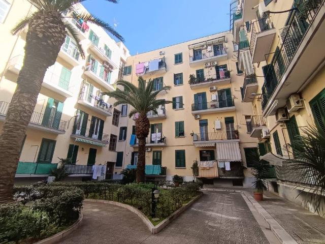 Appartamento in vendita a Municipio 2, Bari
