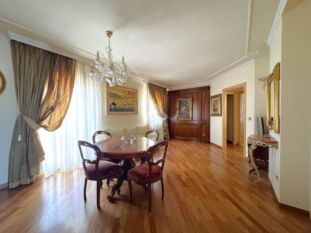 Appartamento in vendita a Puglia, Bari