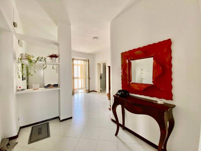 Appartamento in vendita a Municipio 1, Puglia