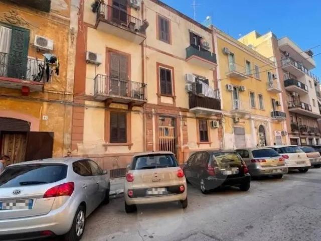 Appartamento in vendita a Municipio 1, Puglia