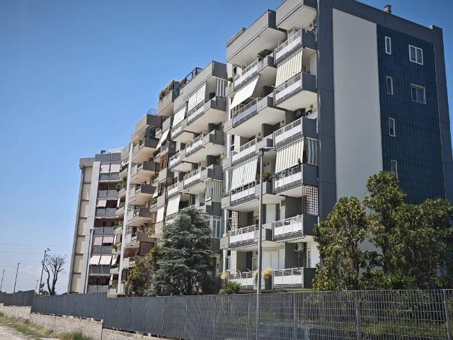 Appartamento in vendita a Municipio 4, Puglia