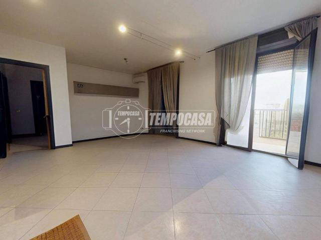 Appartamento in vendita a Santa Rita, Bari