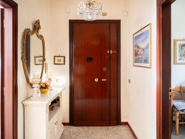 Appartamento in vendita a Poggiofranco, Bari