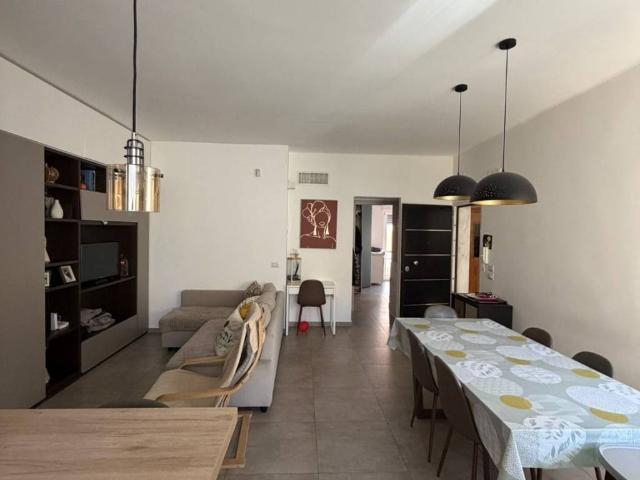 Appartamento in vendita a Puglia, Bari