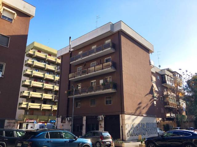 Appartamento in vendita a Puglia, Bari