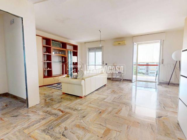 Appartamento in vendita a Ceglie del Campo, Bari