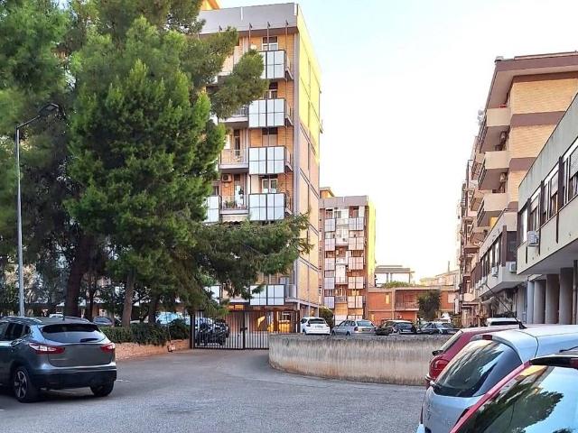 Appartamento in vendita a Municipio 2, Puglia