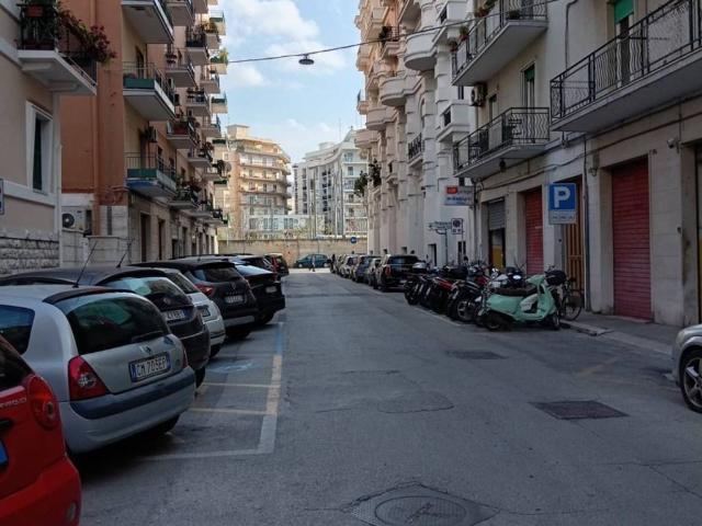 Appartamento in vendita a Municipio 1, Puglia
