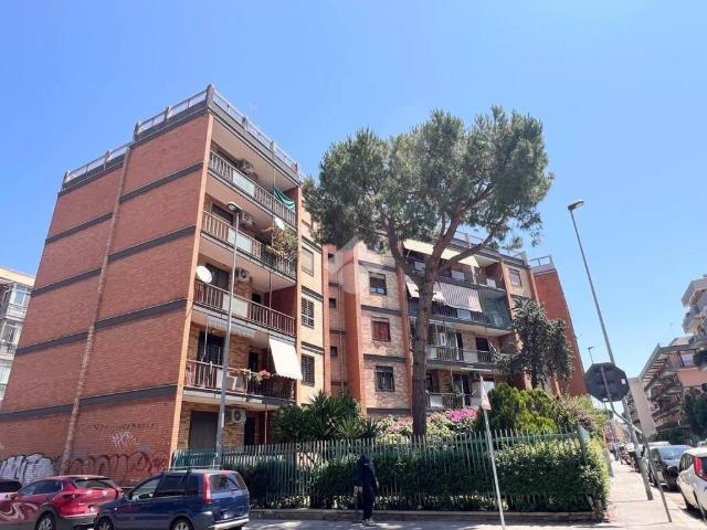 Appartamento in vendita a Municipio 2, Puglia