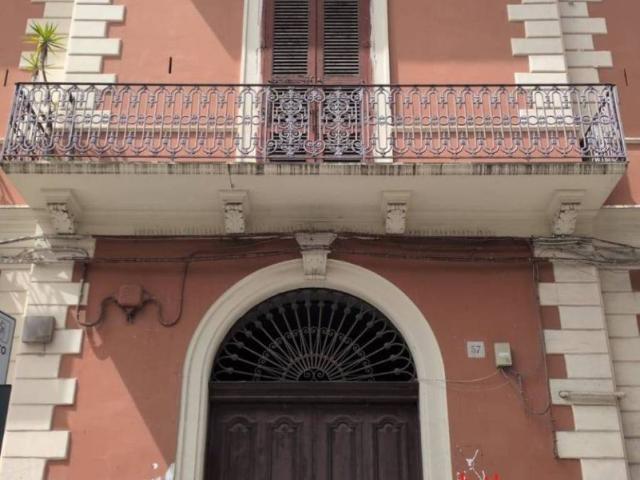 Appartamento in vendita a Municipio 1, Puglia