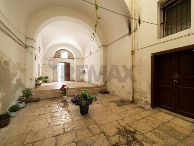 Appartamento in vendita a Municipio 1, Puglia