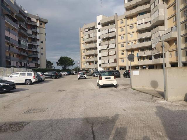 Appartamento in vendita a Santa Rita, Bari