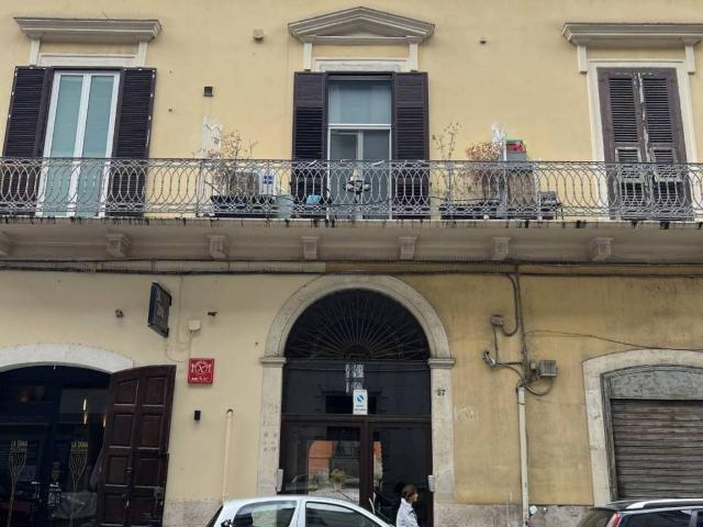 Appartamento in vendita a Municipio 2, Bari