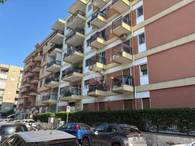Appartamento in vendita a Municipio 2, Puglia