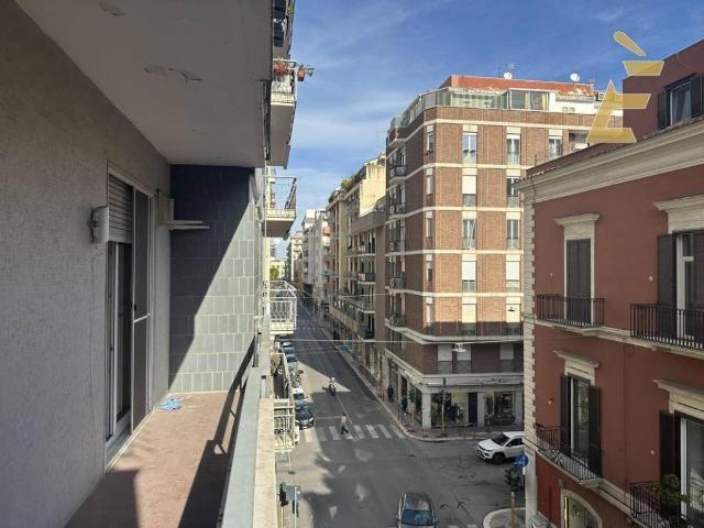 Appartamento in vendita a Municipio 1, Puglia