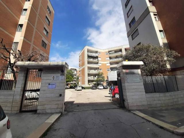 Appartamento in vendita a Puglia, Bari