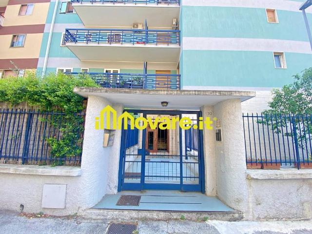 Appartamento in vendita a Municipio 2, Puglia