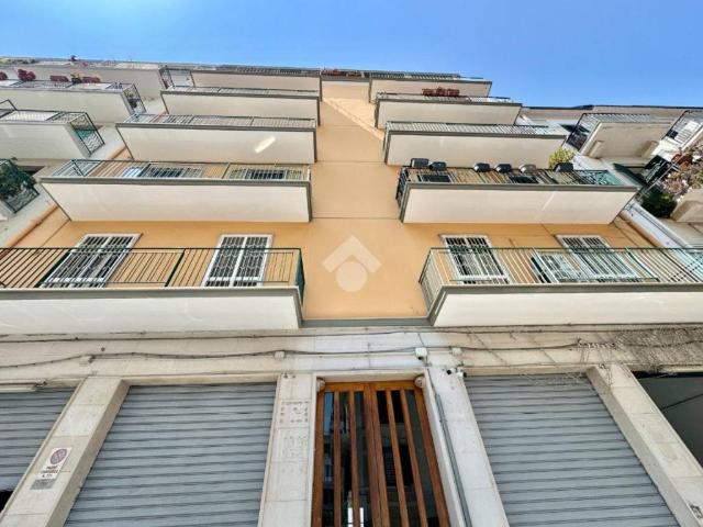 Appartamento in vendita a Madonnella, Bari