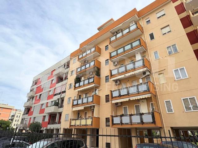 Appartamento in vendita a Municipio 1, Puglia