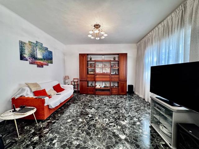 Appartamento in vendita a Madonnella, Bari