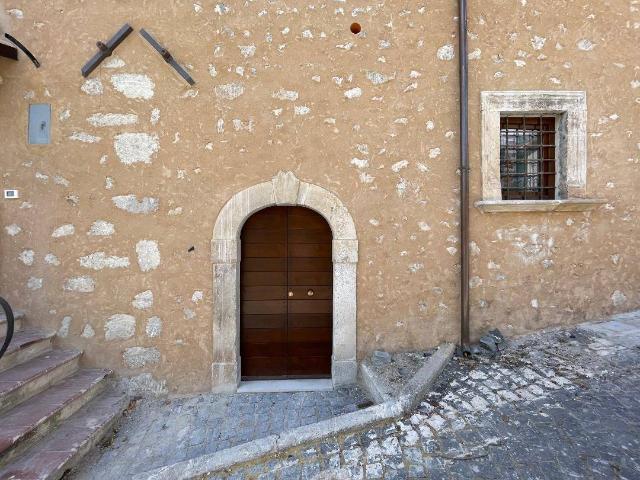 Appartamento in vendita a Barisciano, Abruzzo