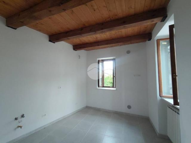 Appartamento in vendita a Barisciano, Abruzzo