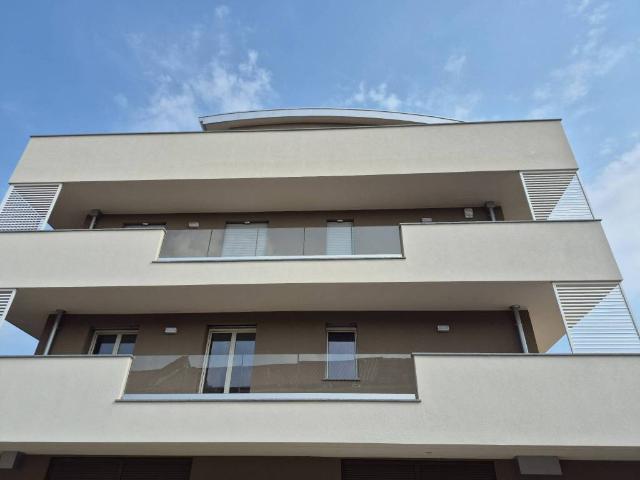Appartamento in vendita a Barlassina, Lombardia