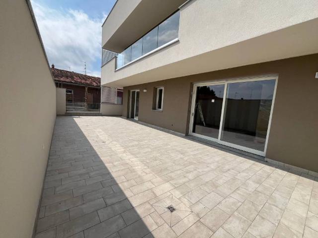 Appartamento in vendita a Barlassina, Lombardia