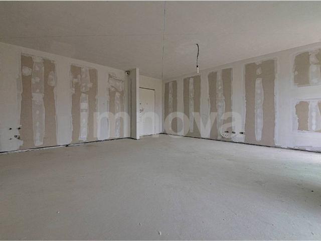 Appartamento in vendita a Barlassina, Lombardia