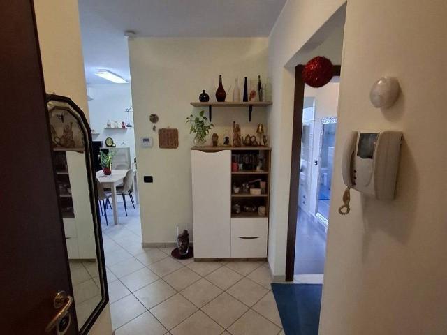 Appartamento in vendita a Barlassina, Lombardia