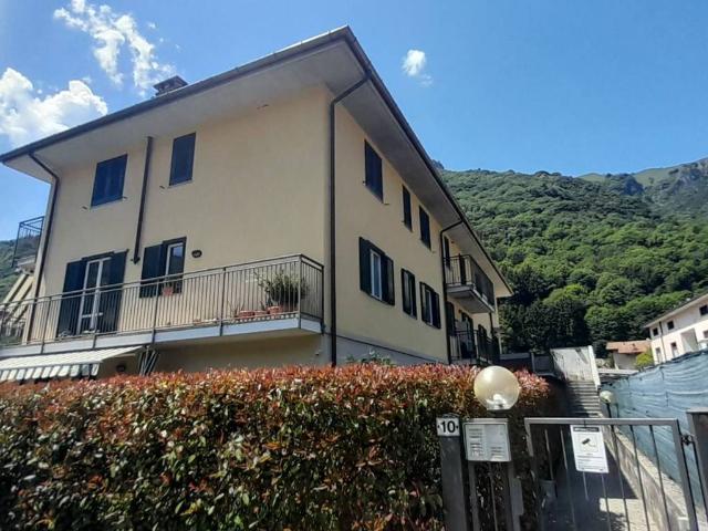 Appartamento in vendita a Barni, Lombardia